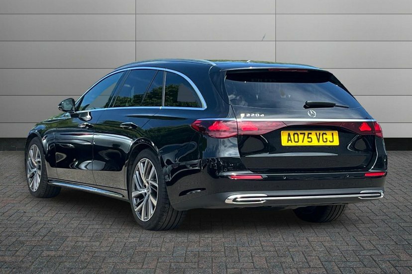 Mercedes-Benz E Class E220dh Mhev Exclusive Premium Estate AO75VGJ Black #2