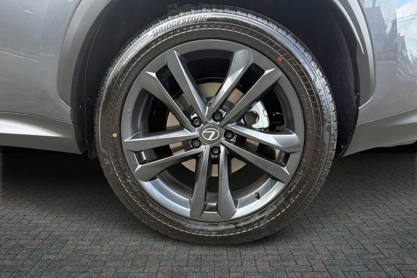 Lexus NX 2.5 450H 18.1Kwh Premium Plus Suv Plug Grey #5