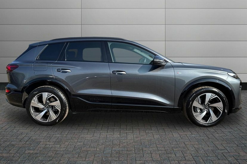 Audi Q6 E-Tron 100Kwh S Line Suv Quattro 388 P LN75NWR Black #4