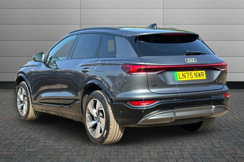 Audi Q6 E-Tron 100Kwh S Line Suv Quattro 388 P LN75NWR Black #3