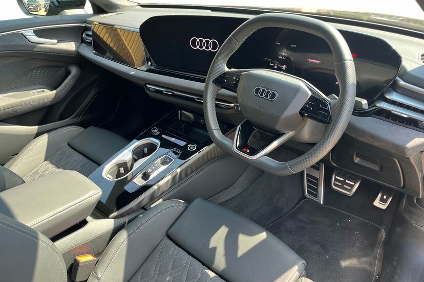 Audi A6 Saloon 2.0 E-hybrid 25.9Kwh Edition 1 Saloon P EO26ZCK Black #6