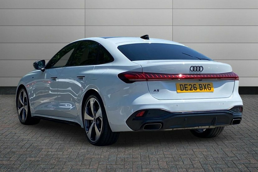 Audi A5 2.0 E-hybrid 25.9Kwh Vorsprung Saloon P DE26BXG White #3