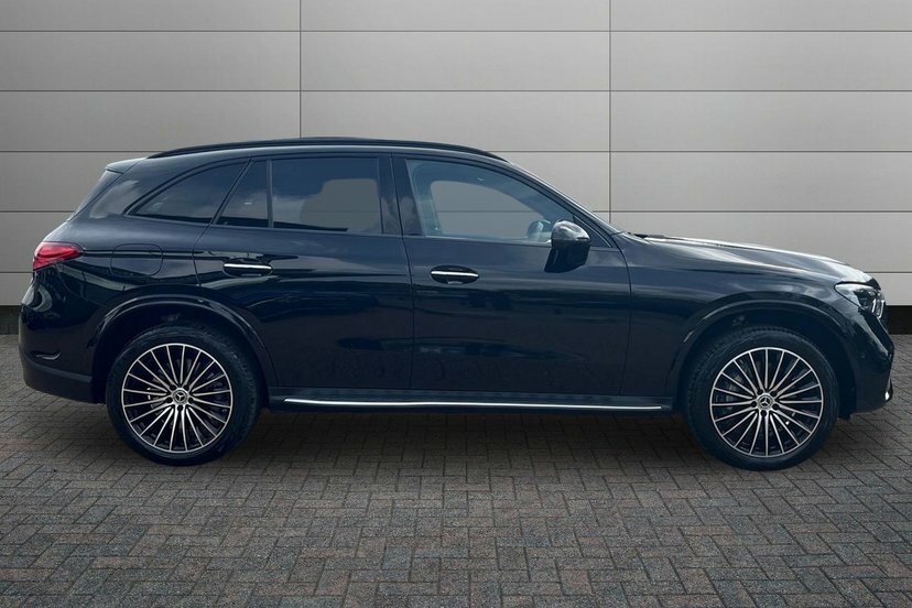 Mercedes-Benz GLC Class 2.0 Glc300e 31.2Kwh Amg Line Premium Plus Suv AO26HRJ #3