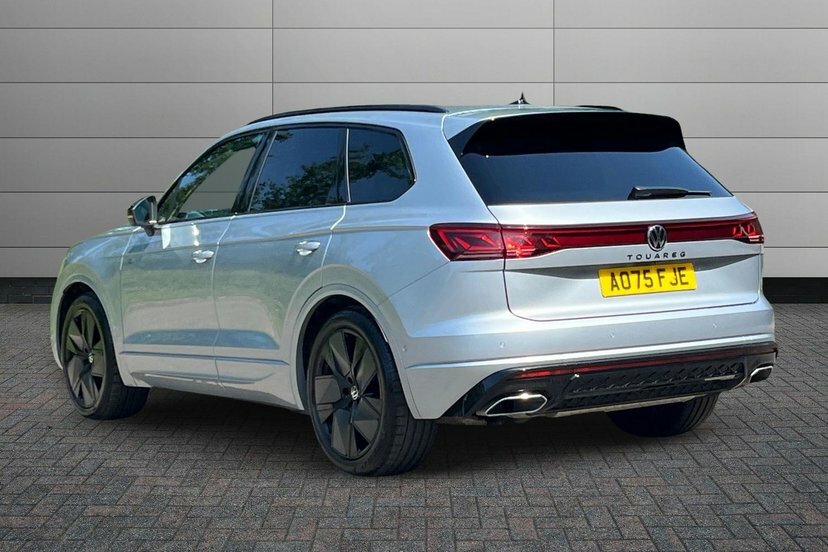 Volkswagen Touareg 3.0 V6 Tdi Final Edition Suv Tiptronic AO75FJE Silver #3