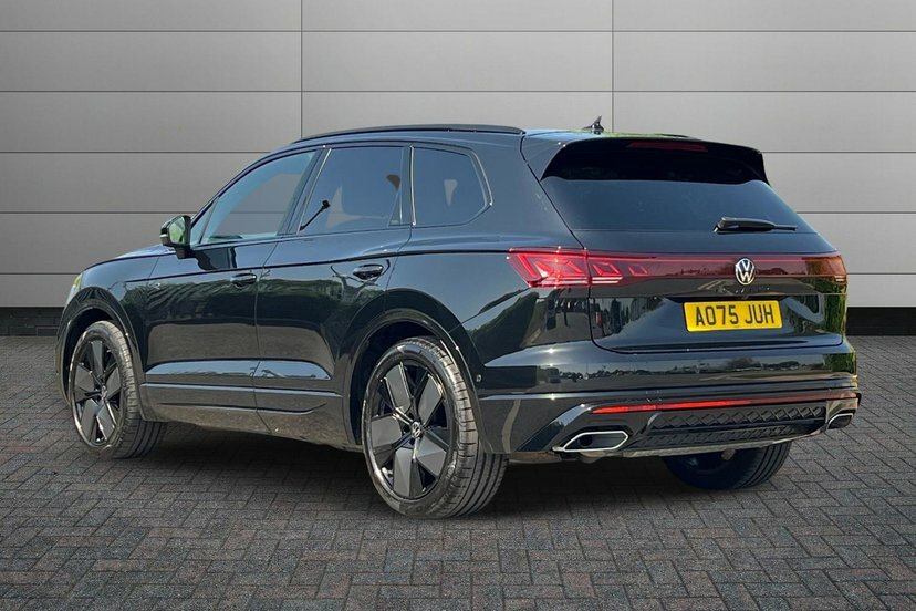 Volkswagen Touareg 3.0 V6 Tdi Final Edition Suv Tiptronic AO75JUH Black #3