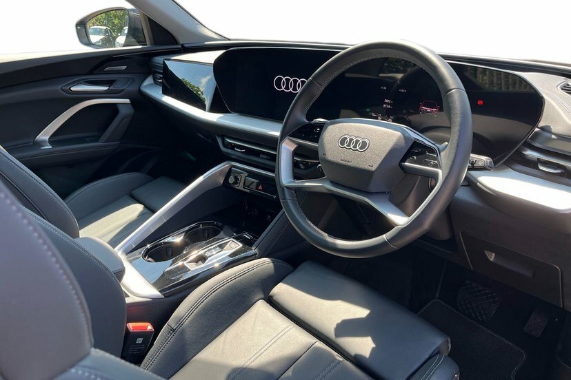 Audi Q5 2.0 E-hybrid 25.9Kwh Sport Suv Plug-in EO26NYG Black #6