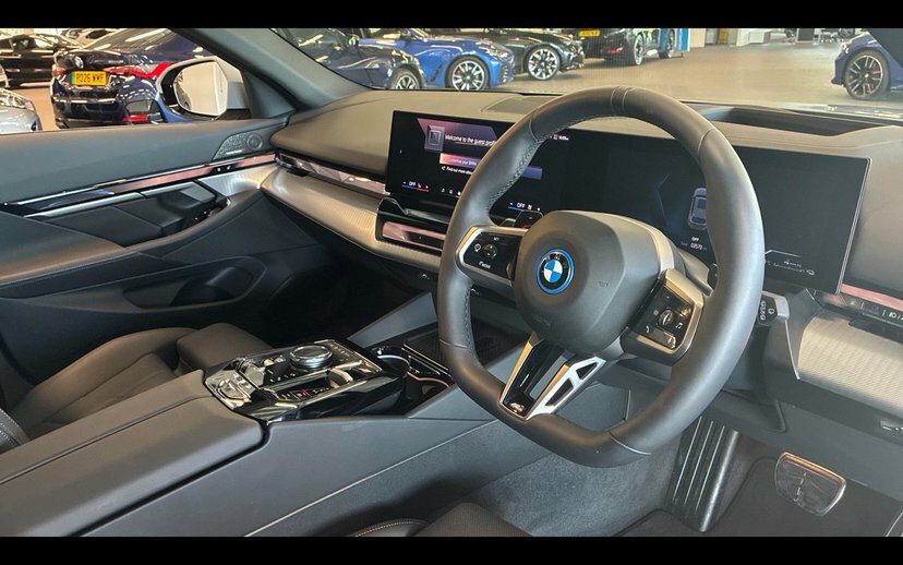 BMW 5 Series 530E M Sport Touring RE26DTN Grey #6