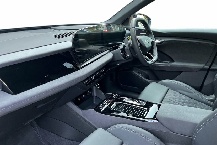 Audi Q6 E-Tron 100Kwh Black Edition Suv Quattro Grey #2