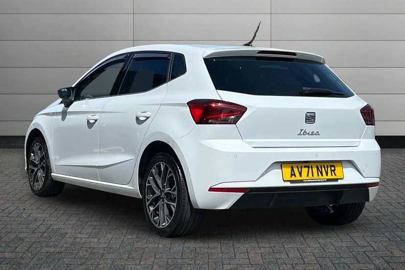 Seat Ibiza 1.0 Tsi Xcellence Lux Hatchback Dsg 11 AV71NVR White #3