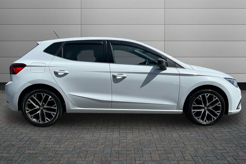 Seat Ibiza 1.0 Tsi Xcellence Lux Hatchback Dsg 11 AV71NVR White #4