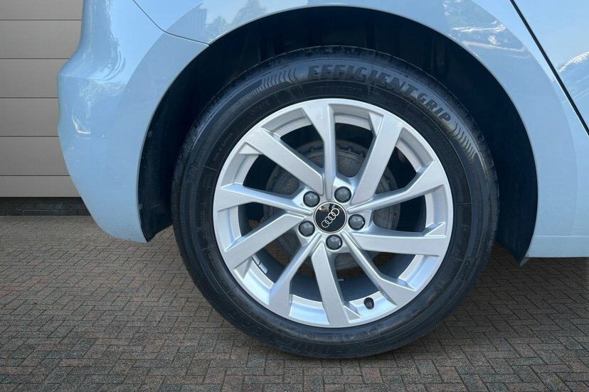 Audi A1 1.0 Tfsi 25 Sport Sportback 95 LT73KKM Grey #5