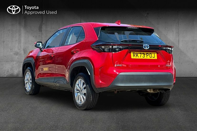 Toyota Yaris Cross 1.5 Vvt-h Icon Suv Hybrid E-cvt 116 Ps RK73POJ Red #4