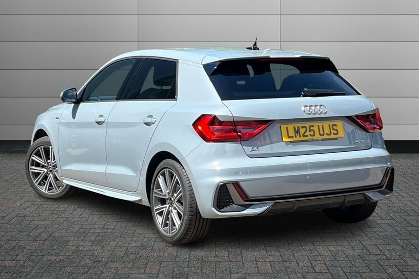 Audi A1 1.0 Tfsi 25 S Line Sportback 95 LM25UJS Grey #3