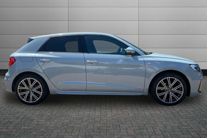 Audi A1 1.0 Tfsi 25 S Line Sportback 95 LM25UJS Grey #4