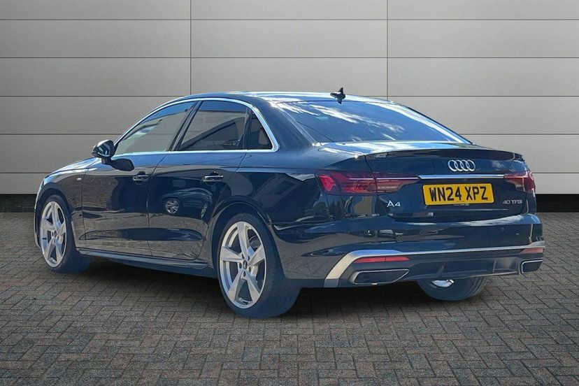 Audi A4 2.0 Tfsi 40 S Line Saloon S Tronic 204 WN24XPZ Black #3