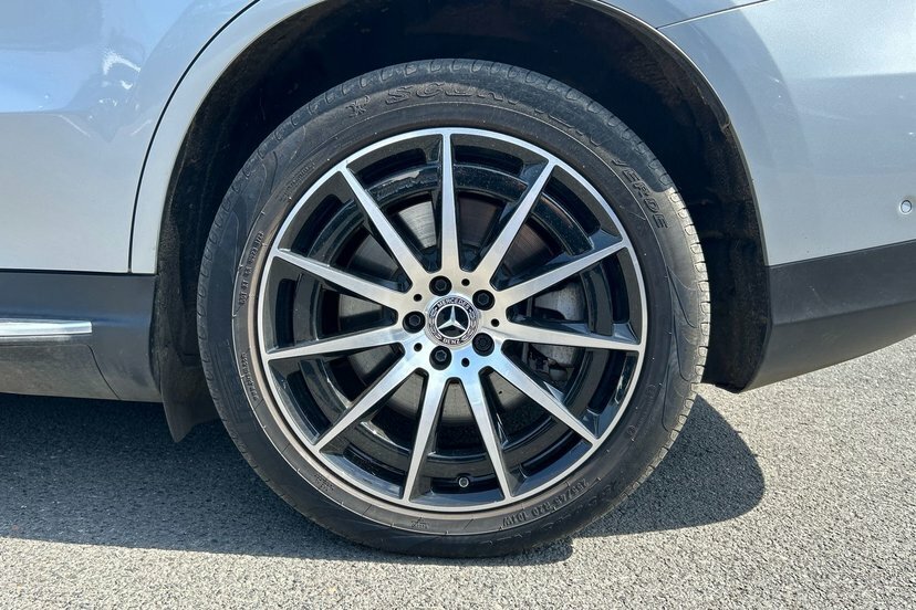 Mercedes-Benz EQC Eqc 400 80Kwh Amg Line Edition Suv Au Blue #4