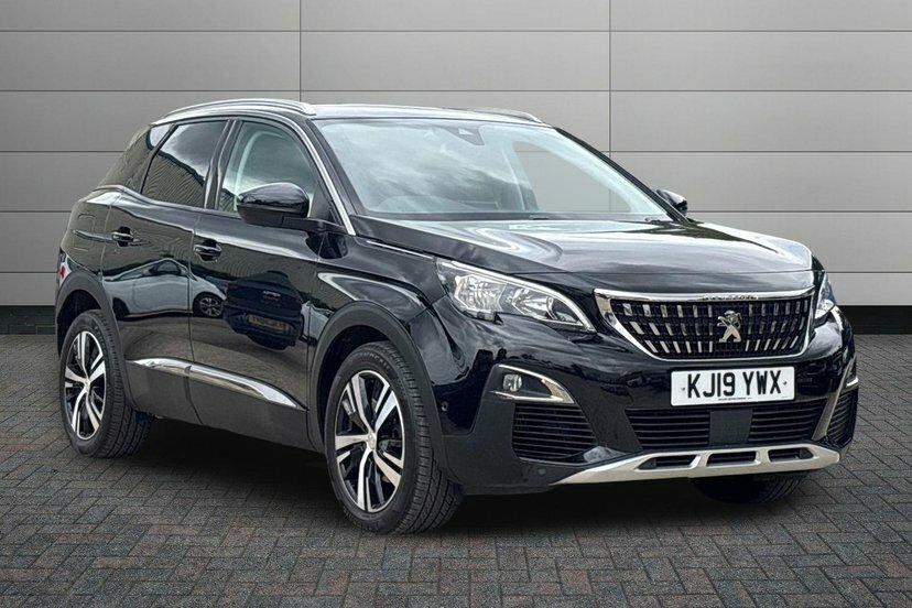 Peugeot 3008 1.2 Puretech Gpf Allure Suv Eat 130 Ps Black