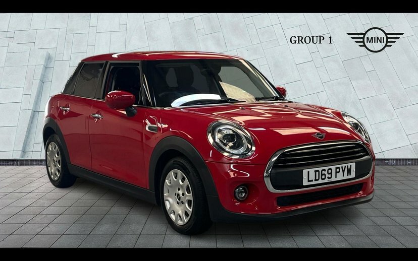Mini Hatch 5-Door Hatch One Classic Red