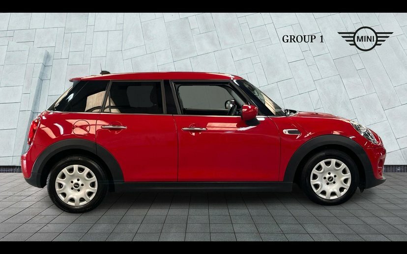 Mini Hatch 5-Door Hatch One Classic LD69PYW Red #3