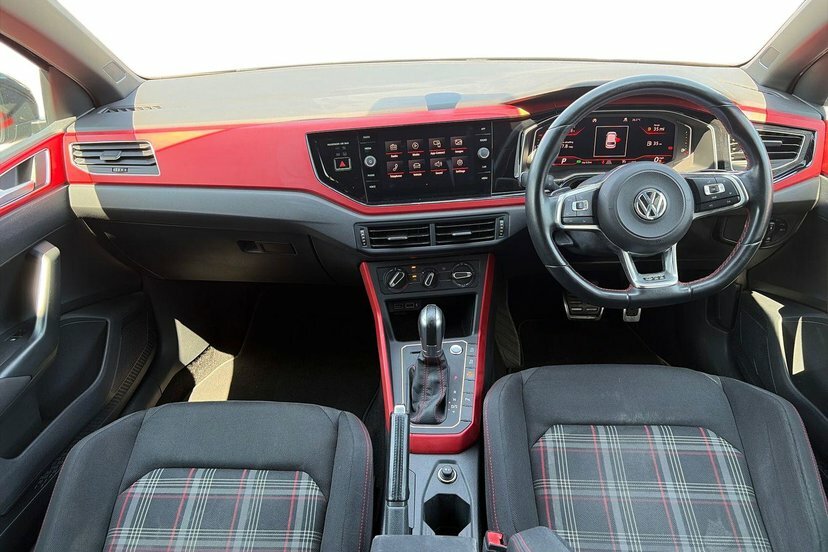 Volkswagen Polo 2.0 Tsi Gti Hatchback Dsg 200 Ps Black #6