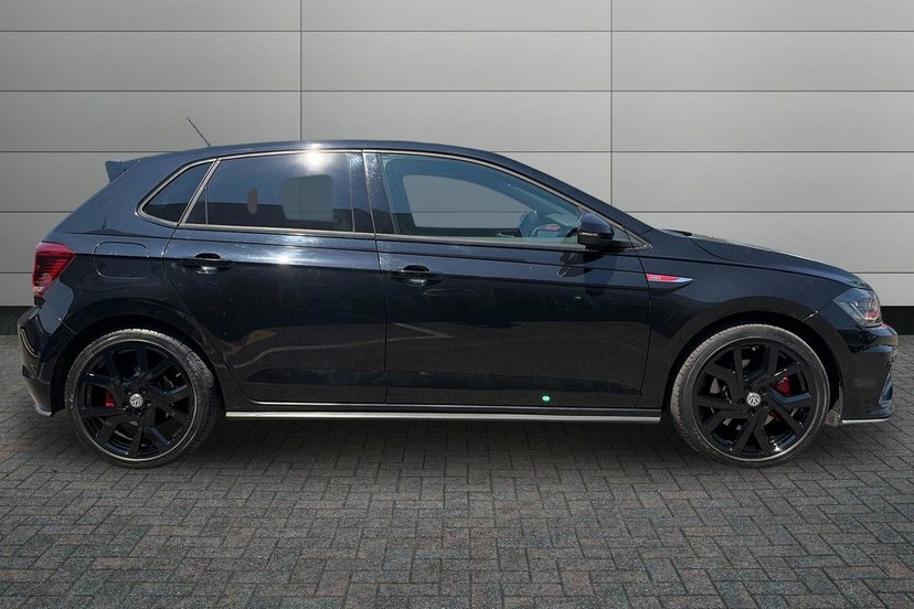 Volkswagen Polo 2.0 Tsi Gti Hatchback Dsg 200 Ps Black #4