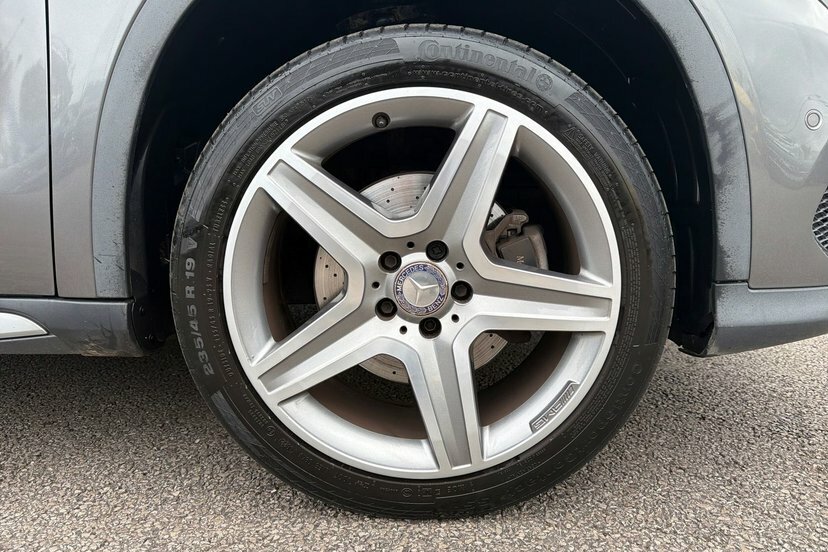 Mercedes-Benz GLA Class Gla220d Amg Line Suv Grey #4
