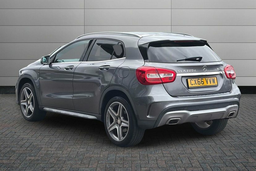 Mercedes-Benz GLA Class Gla220d Amg Line Suv Grey #2
