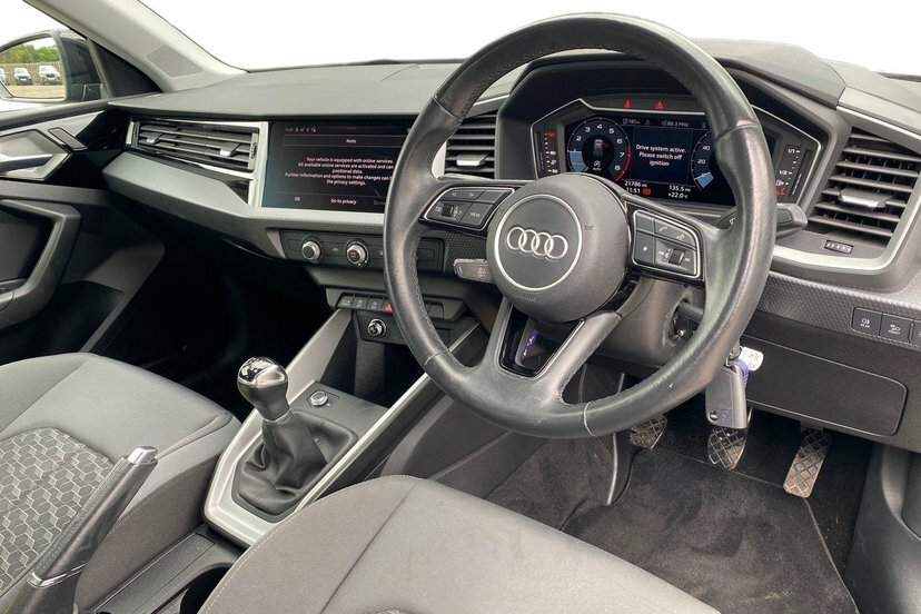 Audi A1 1.0 Tfsi 30 Sport Sportback 110 LM72VCN Black #6