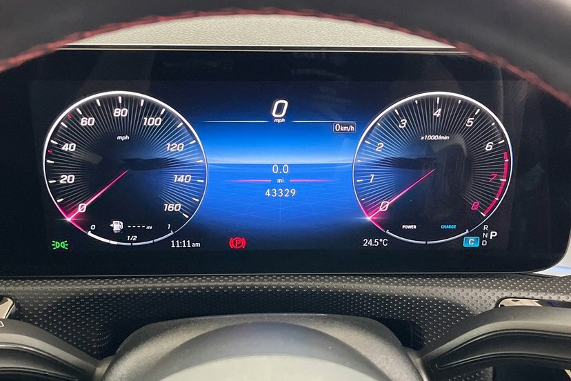 Mercedes-Benz A Class A180 Amg Line Executive AP23NNM Red #6