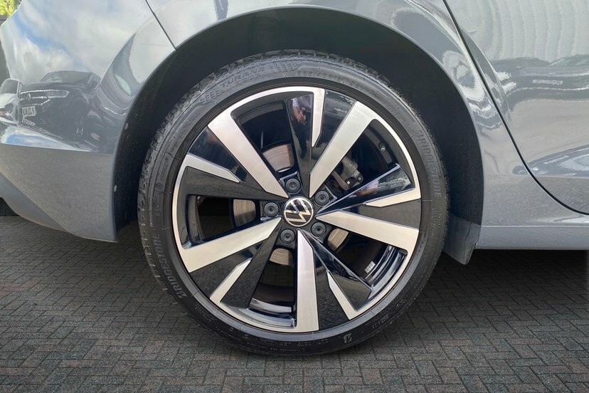 Volkswagen Golf 1.5 Tsi Match Hatchback 115 Ps Grey #5