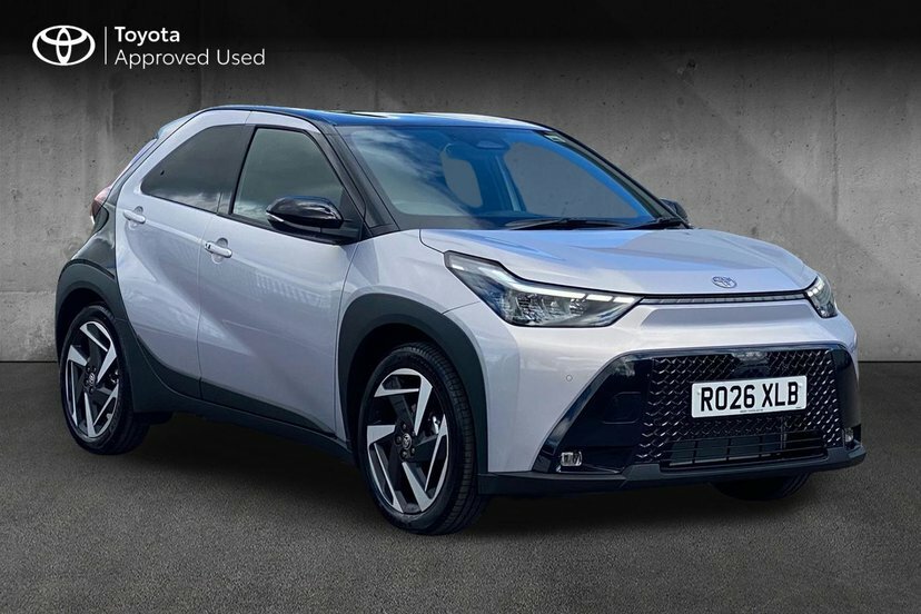 Toyota Aygo X 1.5H 49Kwh Design Hatchback Hybrid Cvt RO26XLB Silver