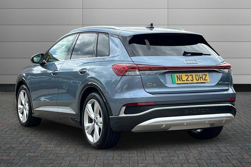 Audi Q4 E Tron 40 S Line Suv 82Kwh 204 Ps NL23OHZ Blue #3