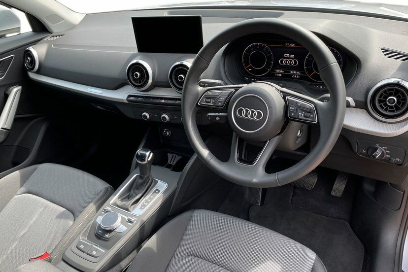 Audi Q2 1.5 Tfsi Cod 35 Sport Suv S Tronic 150 HD73AYX Silver #6