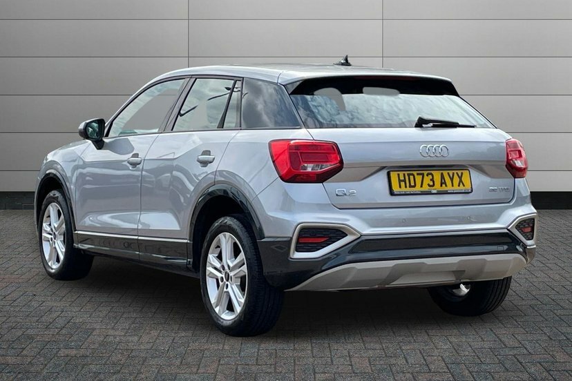 Audi Q2 1.5 Tfsi Cod 35 Sport Suv S Tronic 150 HD73AYX Silver #3