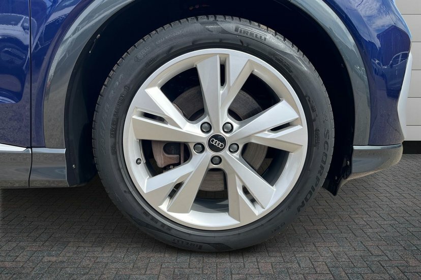 Audi Q4 E Tron 40 S Line Sportback 82Kwh 204 P NL23VLV Blue #5