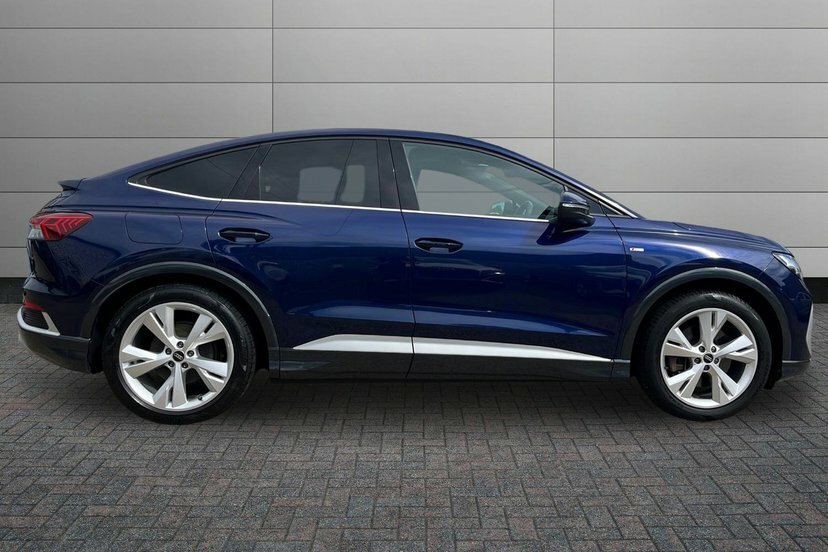 Audi Q4 E Tron 40 S Line Sportback 82Kwh 204 P NL23VLV Blue #4