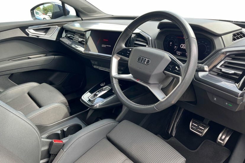 Audi Q4 E Tron 40 S Line Sportback 82Kwh 204 P NL23VLV Blue #6