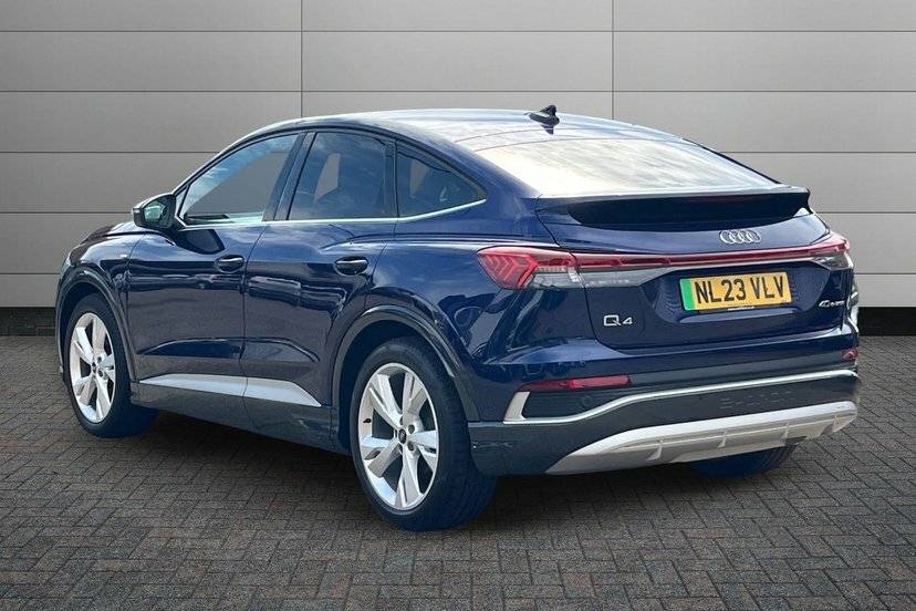 Audi Q4 E Tron 40 S Line Sportback 82Kwh 204 P NL23VLV Blue #3