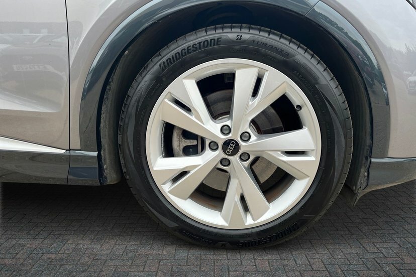 Audi Q4 E Tron 40 S Line Sportback 82Kwh 204 P NA23URD Grey #5
