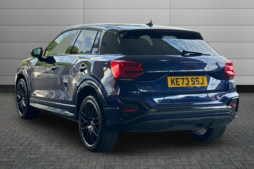 Audi Q2 1.5 Tfsi Cod 35 Black Edition Suv S Tro KE73SSJ Blue #3