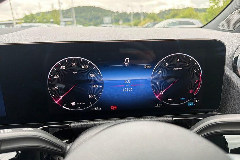 Mercedes-Benz GLA Class Gla200 Amg Line Executive CY24AXM Black #6