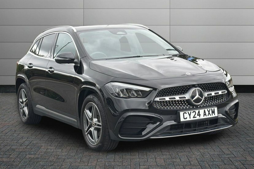 Mercedes-Benz GLA Class Gla200 Amg Line Executive Black