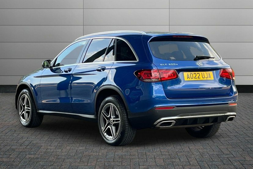 Mercedes-Benz GLC Class Glc300e 13.5Kwh Amg Line Blue #2