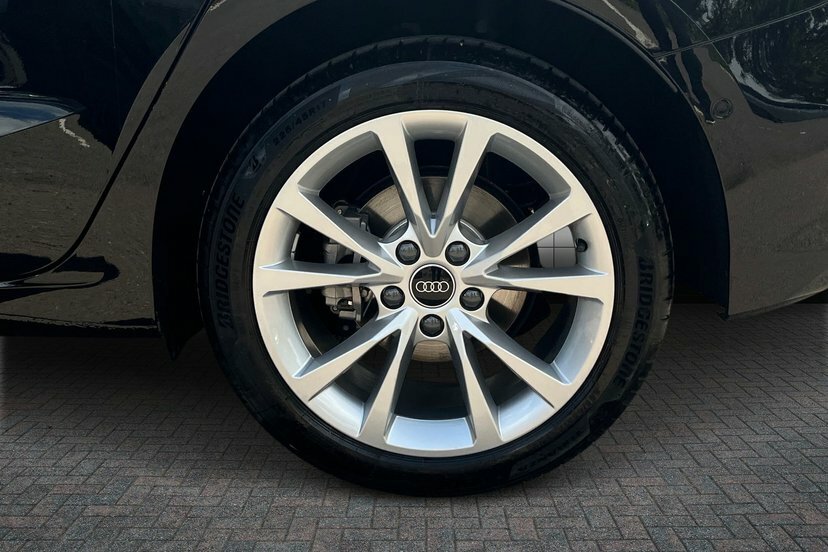 Audi A5 2.0 Tfsi S Line Saloon S Tronic 150 Ps LS26KCO Black #5