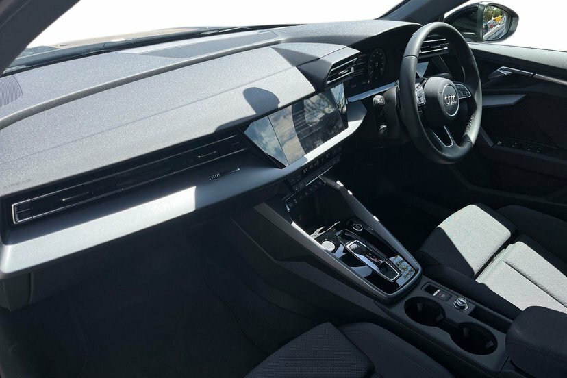 Audi A5 2.0 Tfsi S Line Saloon S Tronic 150 Ps LS26KCO Black #2