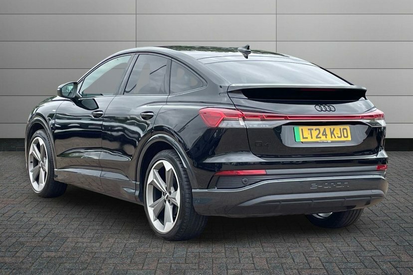 Audi Q4 E Tron 45 Black Edition Sportback 82Kwh LT24KJO Black #3