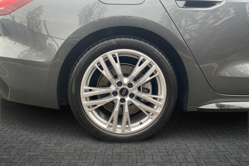 Audi A5 2.0 E-hybrid 25.9Kwh S Line Saloon Plug WU26EWD Grey #5