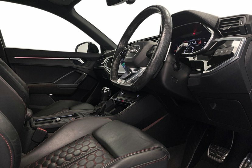 Audi RS Q3 2.5 Tfsi Audi Sport Edition Sportback S White #6