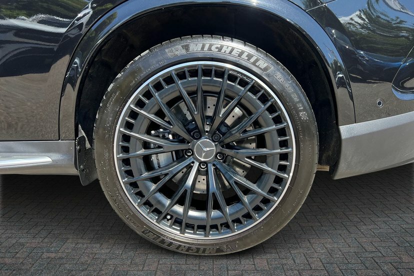 Mercedes-Benz GLC Class 2.0 Glc43h Amg Night Edition Premium Plus Suv KP75UXF Black #4