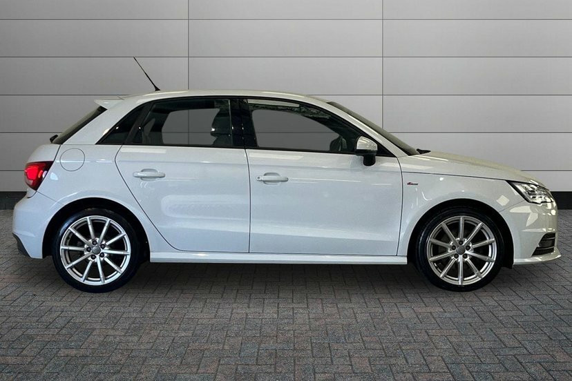 Audi A1 1.4 Tfsi S Line Sportback S Tronic 125 VK65SVW White #4